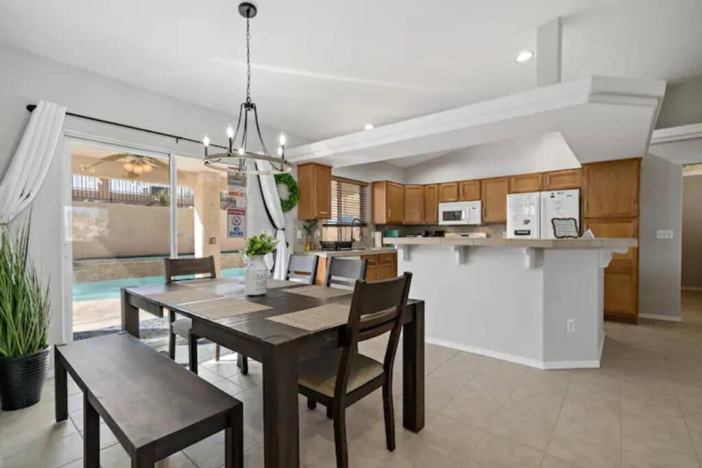 Playpool Oasis-Pool, Spa, Garage, Great Lake Views 哈瓦苏湖城 外观 照片